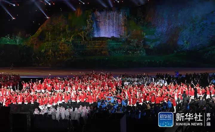 奥运档案圣火点燃,亚运圣火点燃的回放视频