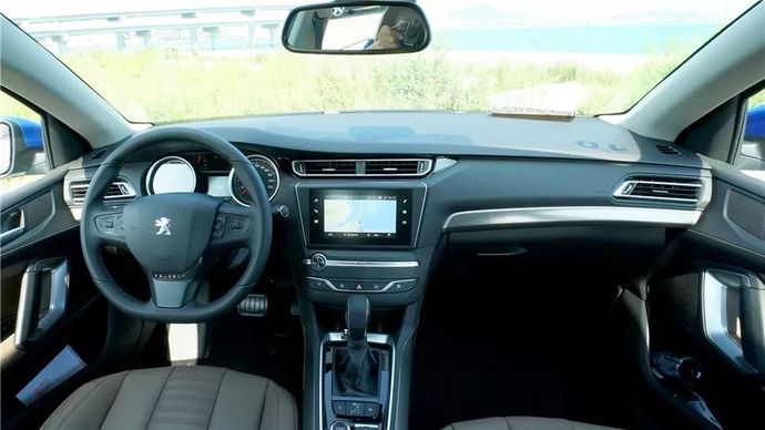 法系车标致408碰撞测试,全新东风标致408车型介绍