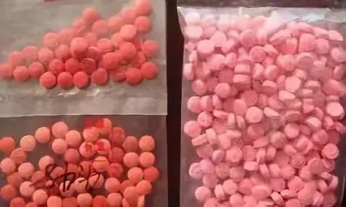 这些人吃完“蓝精灵”后飘飘欲仙，见到这个一定要打110！