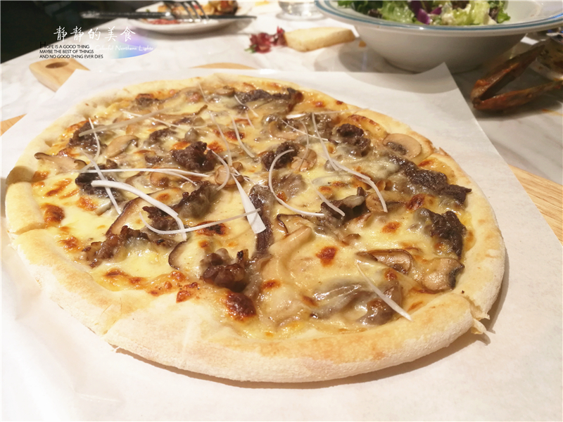 来自哈尔滨的这家西餐连锁店，牛肉披萨让人回味无穷