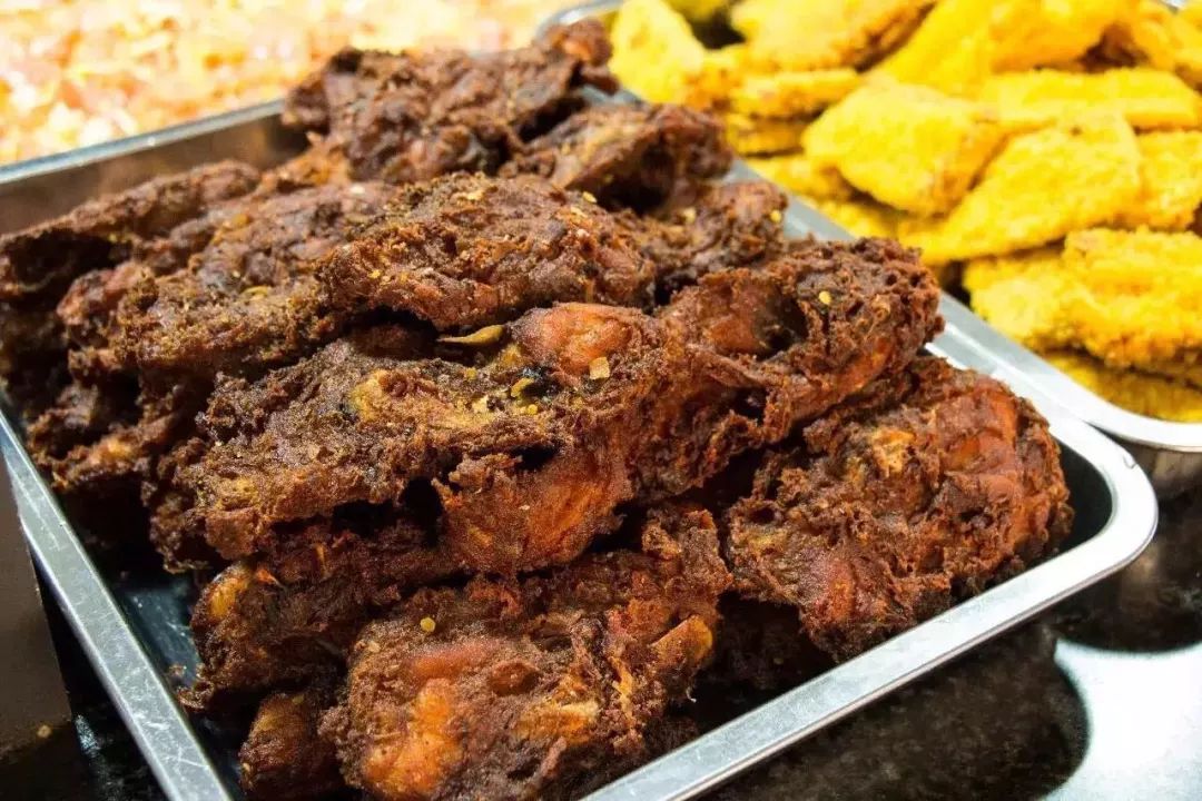 比二本线高一点的学校,比二本线多1分的本科能被录取吗