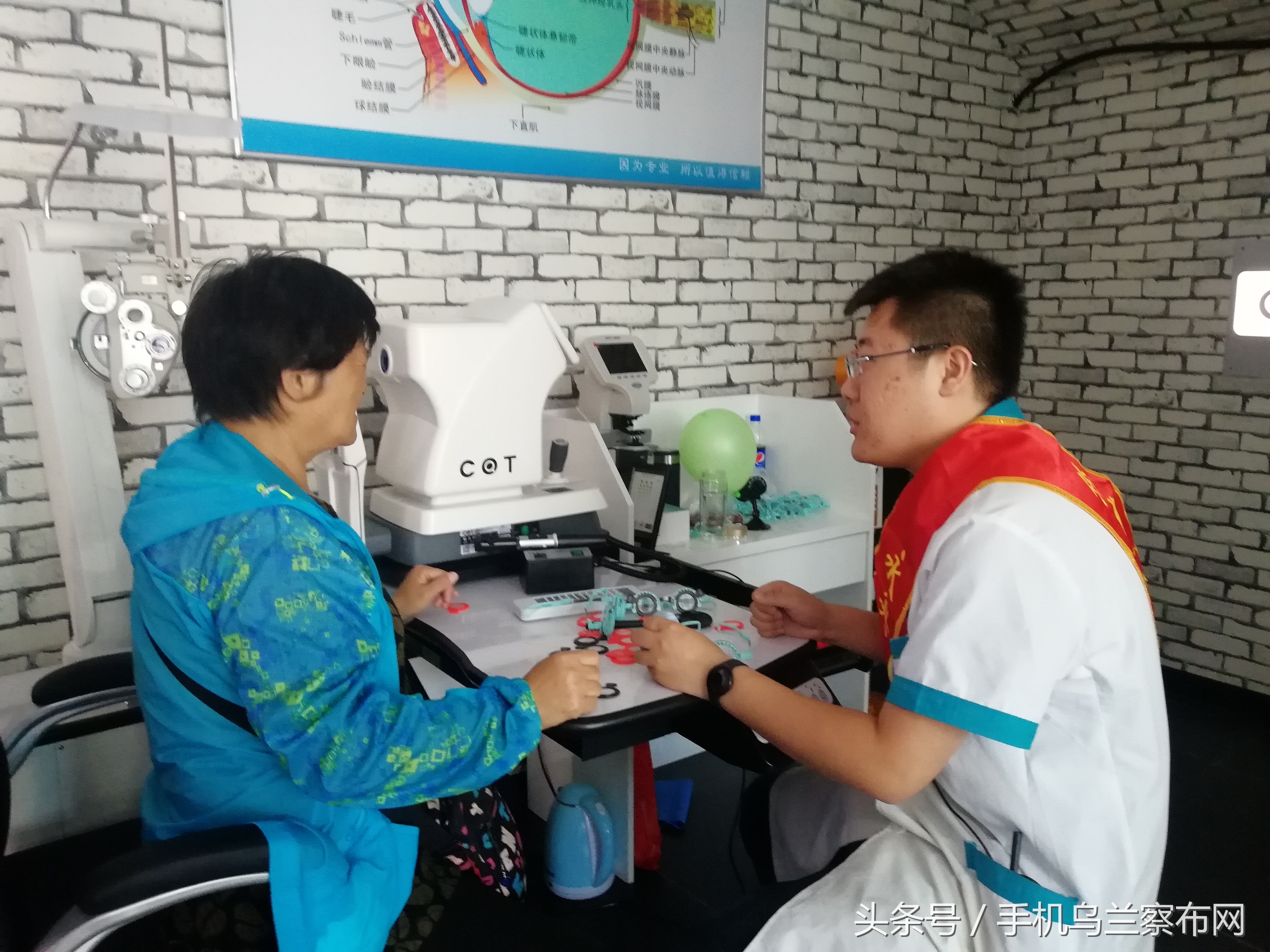 涔屽叞瀵熷竷鍝鐪奸暅搴楀ソ,涔屽叞瀵熷竷鍝鐪奸暅搴楅厤闀滃ソ