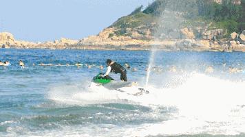 438元住*海湾红**海边酒店!豪享海鲜大餐、快艇出海、撒网打鱼等等