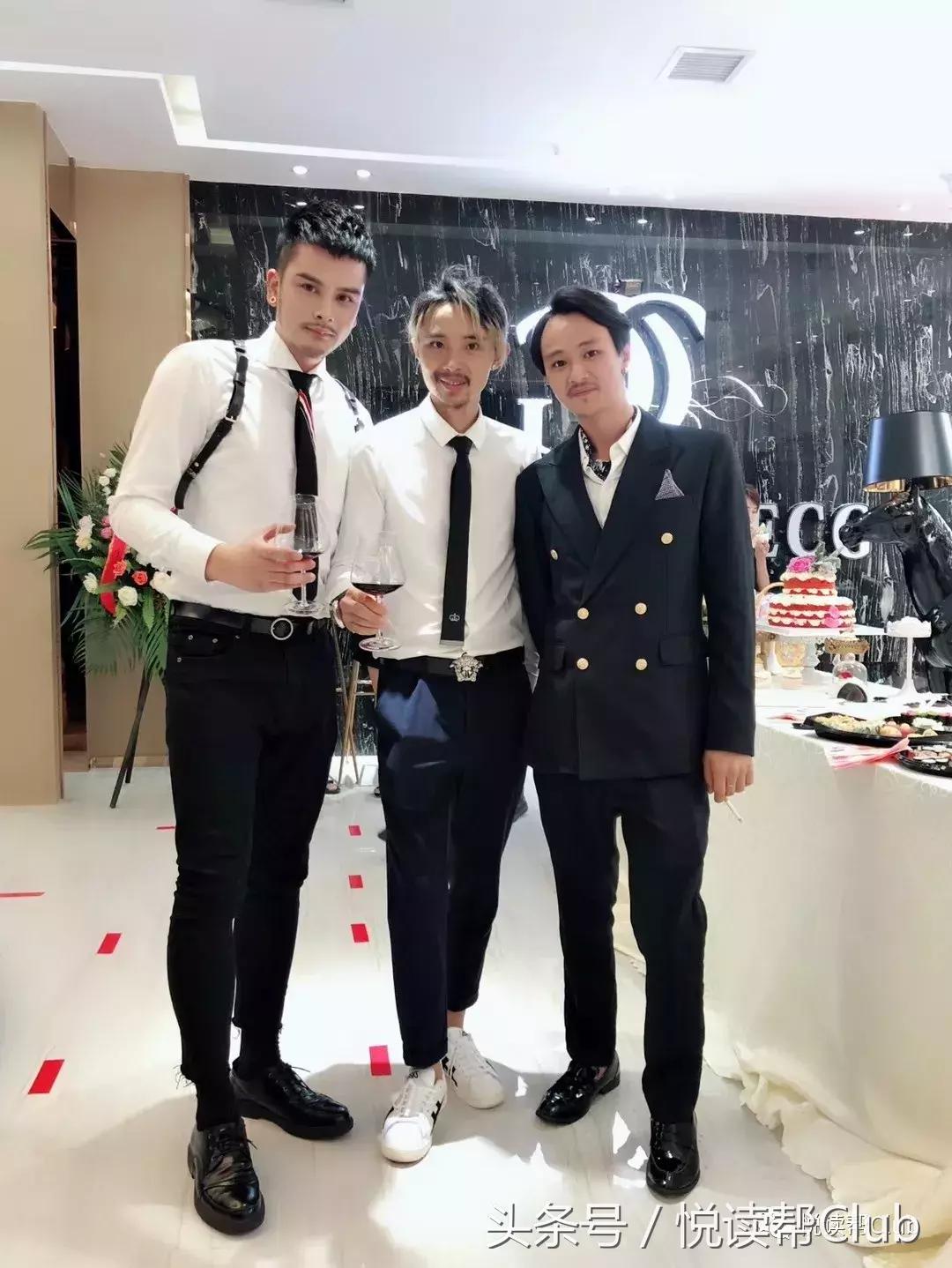 c位出道点亮客厅的美,c位出道抖音活动