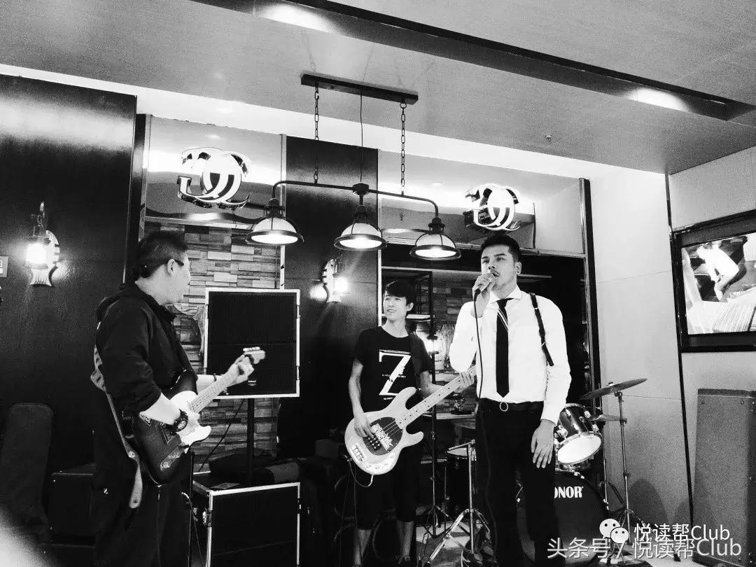 c位出道点亮客厅的美,c位出道抖音活动