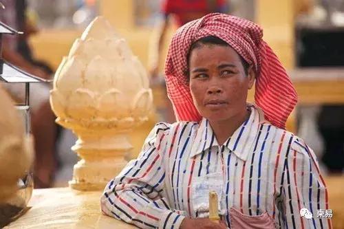 柬埔寨有什么特产最好,柬埔寨水果特产有哪些呢视频