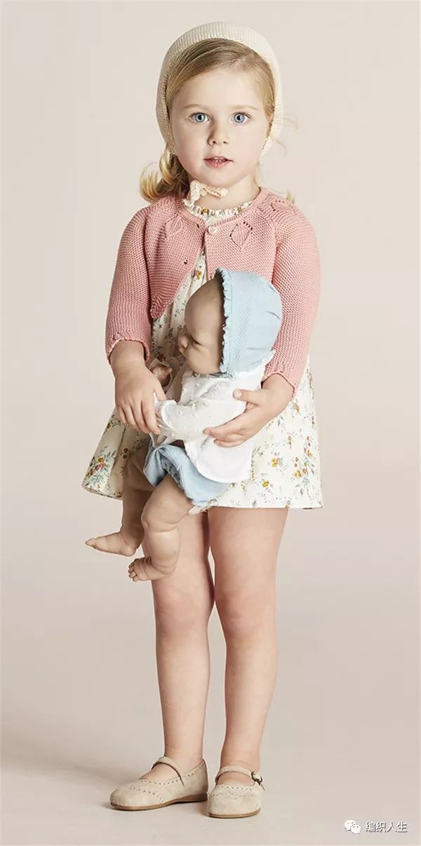 最新款好看的儿童毛衣,儿童中长款宽松毛衣