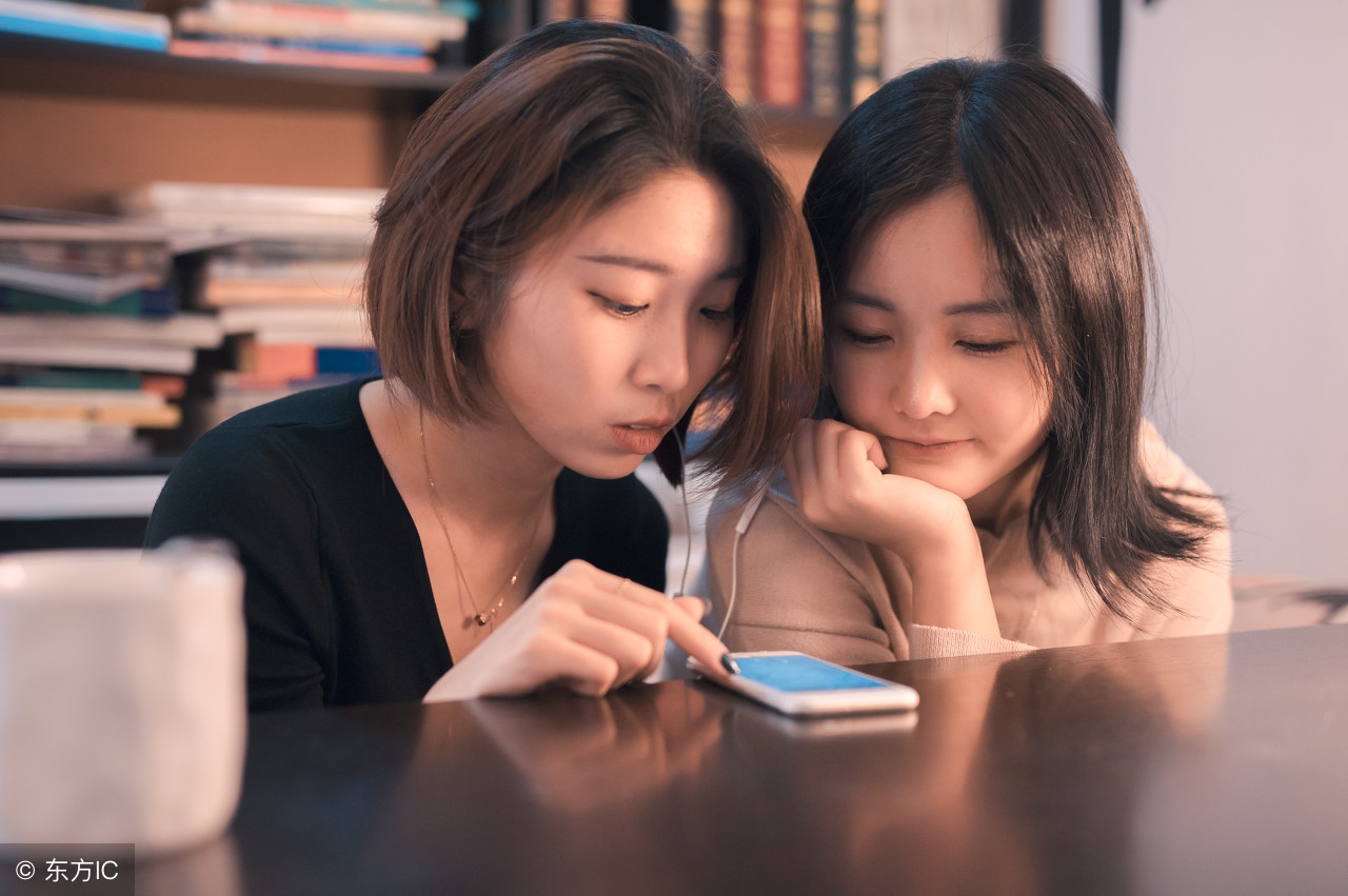 女性断奶以后胸小了怎么办,为何断奶后胸会干瘪