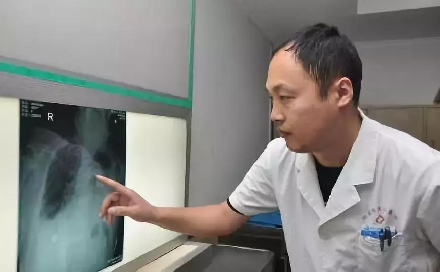 谢谢你们曾经看轻我,谢谢你们的款待