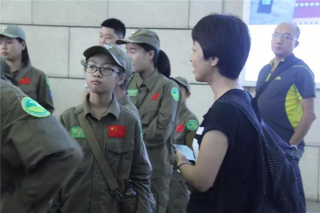 吹响欢乐集结号,吹响集结号奏响主旋律