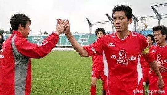 厦门蓝石狮,厦门蓝狮足球队03年名单及位置