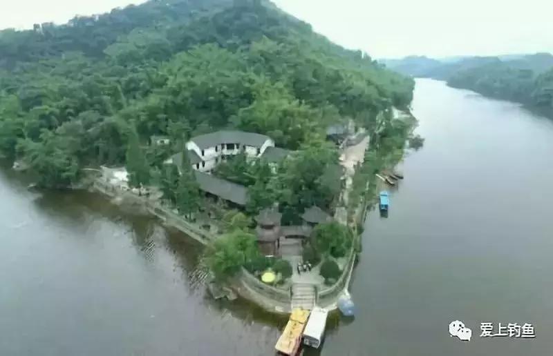 能钓鱼的避暑胜地有哪些,既能钓鱼又能野营的地方