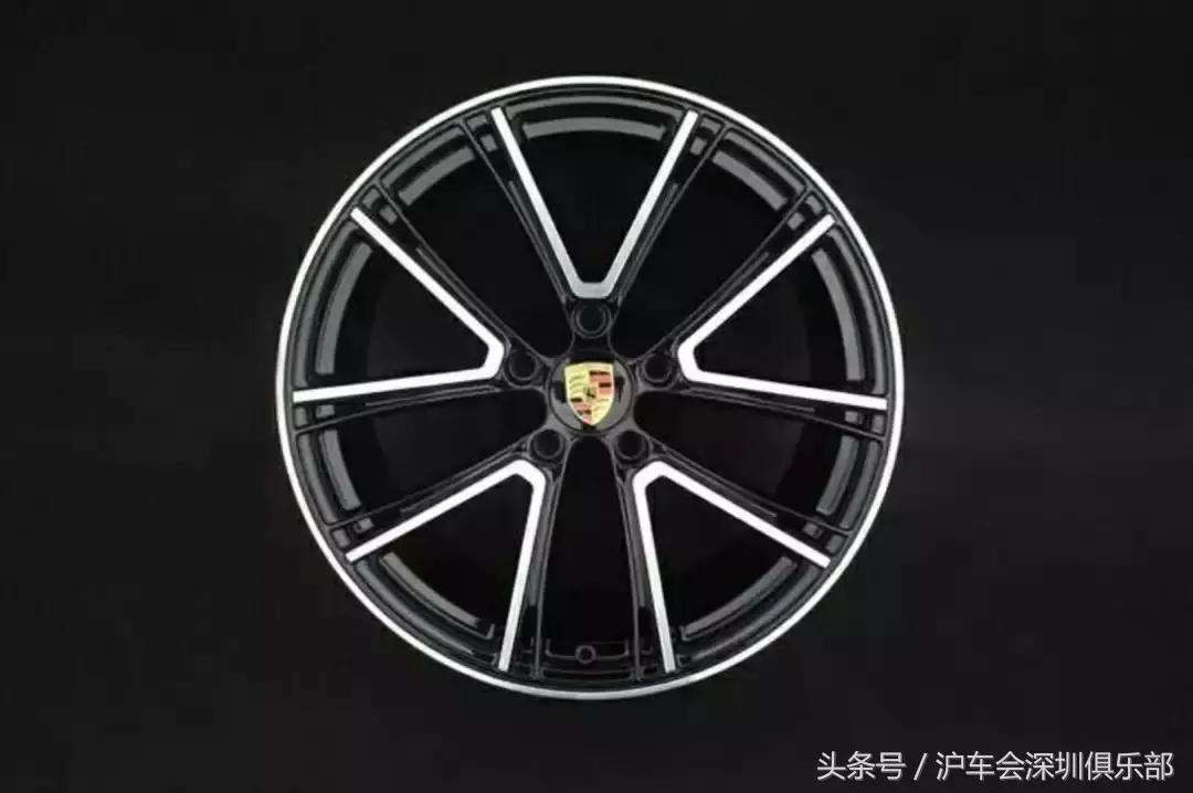 保时捷帕拉梅拉轮毂盖选配多少钱,保时捷帕拉梅拉后背盖车衣