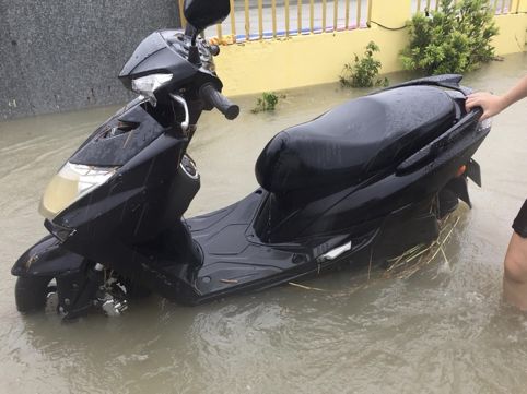 摩托车泡水了对车有什么影响,男式摩托车发动机泡水怎么样