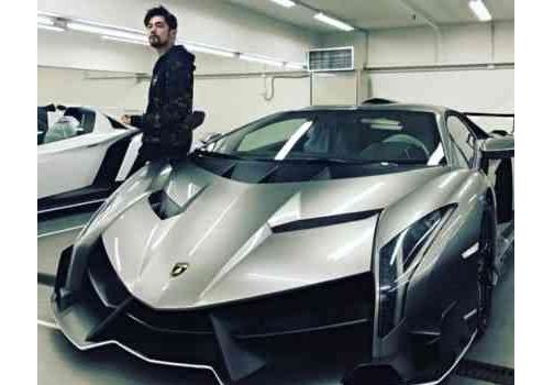 周杰伦兰博基尼毒药多少钱一辆,全球限量版8000w的蓝博基尼毒药