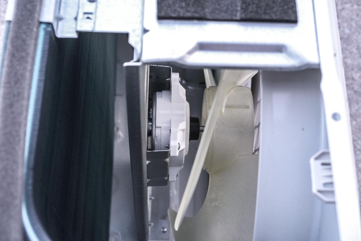 海信男神小智空调怎么清洗,海信男神小智空调拆解清洗视频