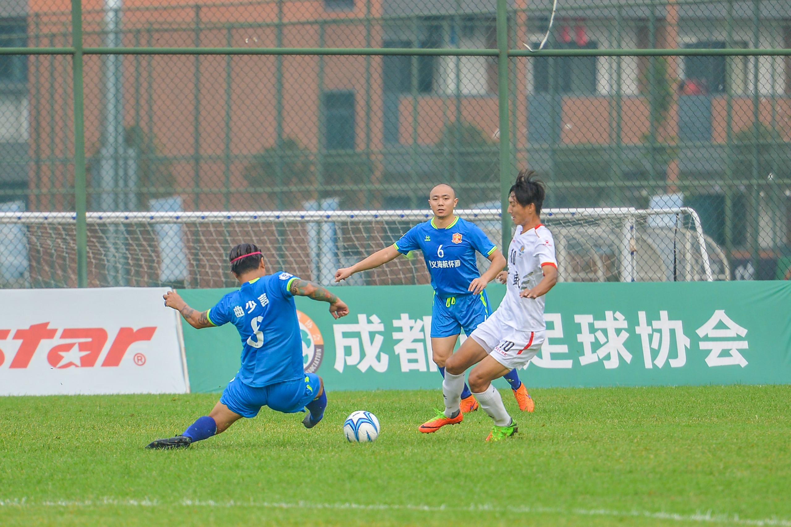 中冠联赛成都开球云南昆陆4比0赢开门红