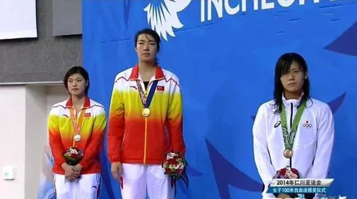 中国媒体人揭露中韩运动员冲突真相!韩国选手踢沈铎是故意的