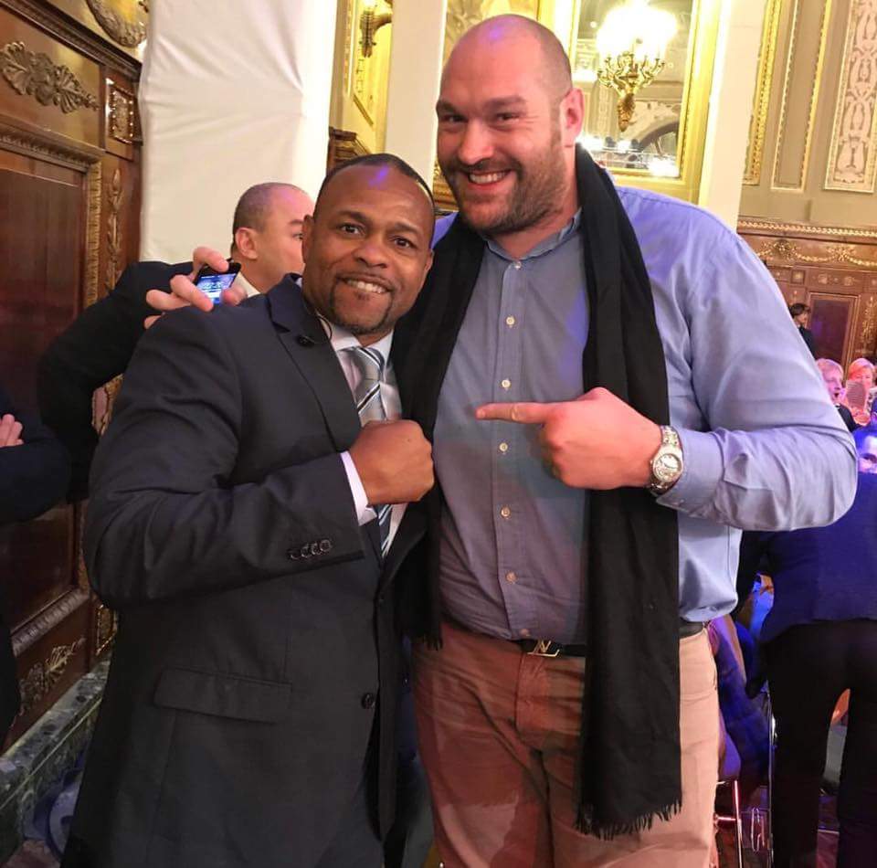 人体的骨骼两边有可能不一样吗,人体骨骼都一样吗