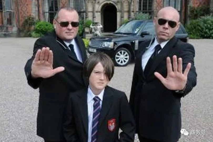 杭州小学校服报价,杭州小学校服1000块