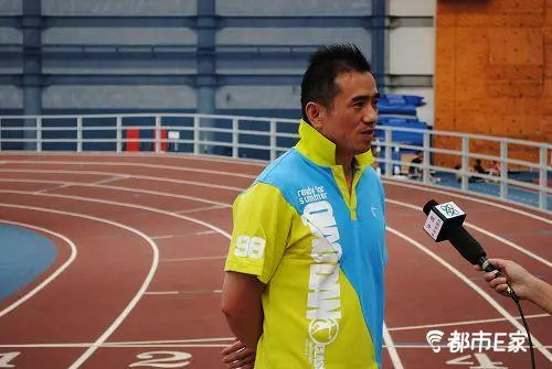 苏炳添百米国际大赛最好成绩,苏炳添百米夺冠看的人热血沸腾