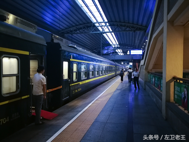 赤峰到北京的客车到北京哪个站,赤峰到北京火车途经站点