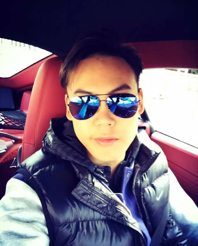 亚运会赛场上高颜值选手，跳高吴彦祖，泳坛陈伟霆、刘雯你pick谁