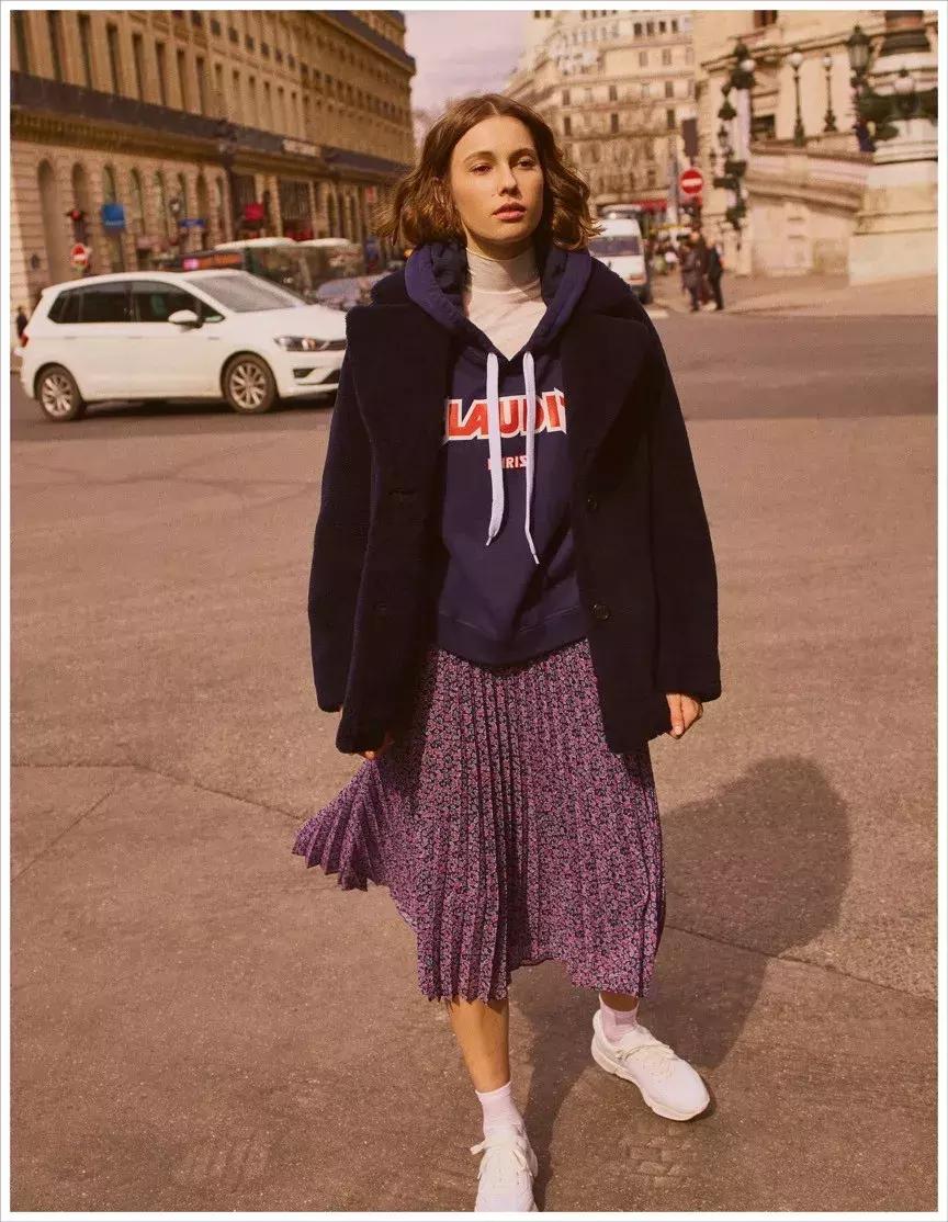 有什么时髦又好看的卫衣可以入手,今年必火的3款卫衣时髦极了