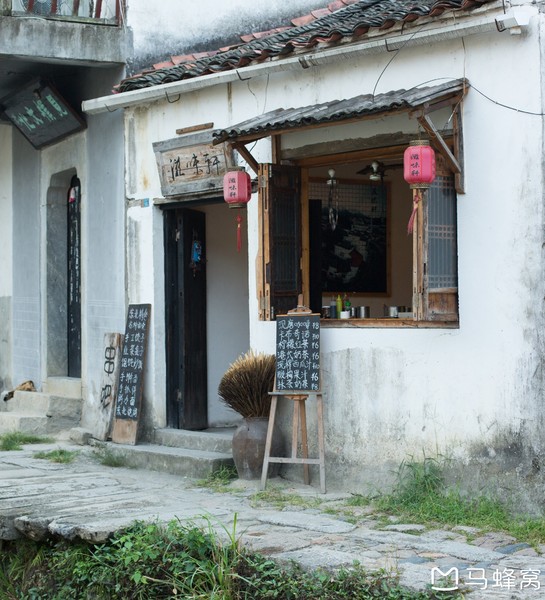 六小爷,六小爷唱的歌