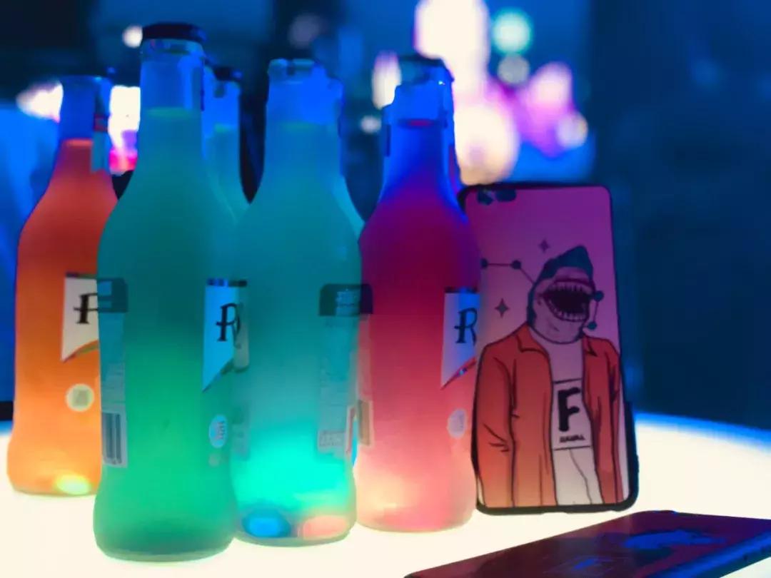 哈弗F系和Supreme之间,差了100个Acne