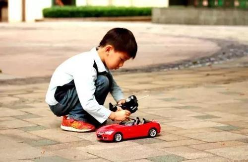 7岁儿子“性早熟”，只因宝妈这样喂养，医生：坑娃还为他好