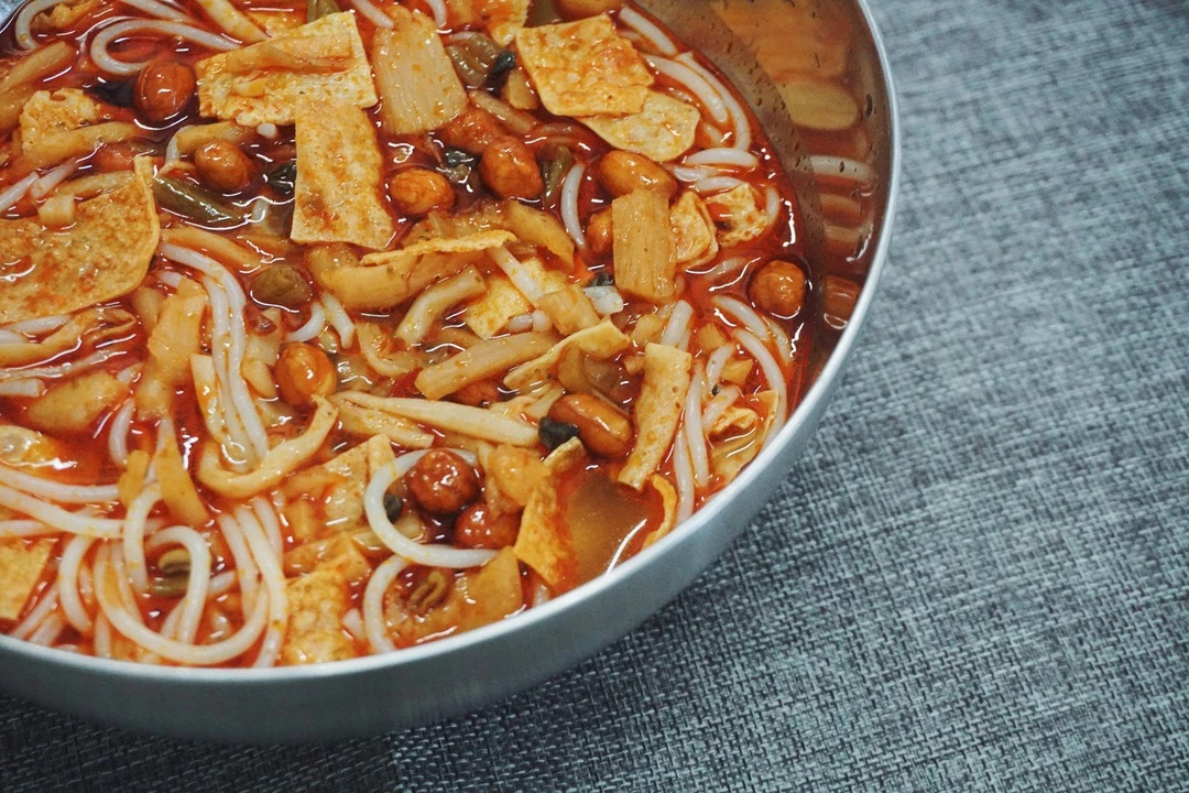 不务正业研究所,哪款螺蛳粉是最好吃的测评