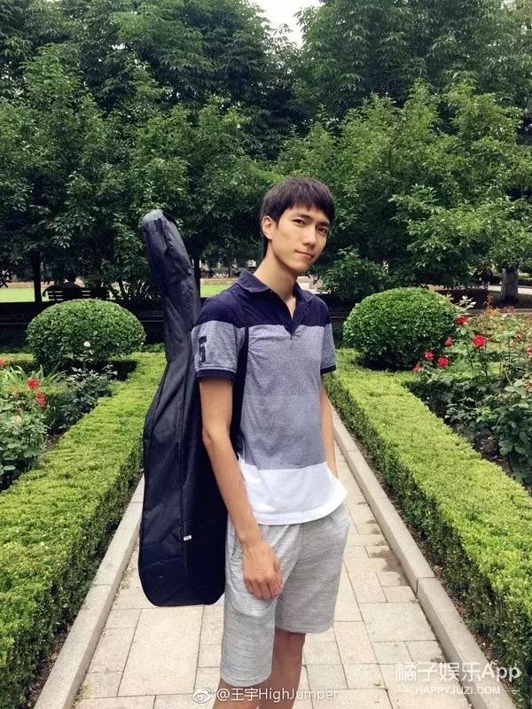 吴彦祖跳高完整版,陈伟霆吴彦祖撞脸