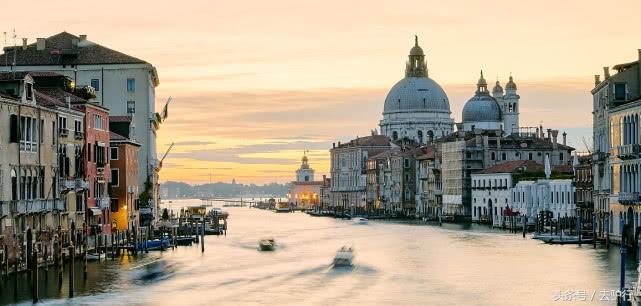 中国游客出国被当肥羊宰，把砍价看成太丢脸，其实不是这样的