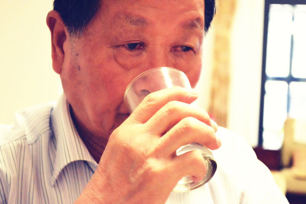 胆囊增大什么引起的,胆囊增大是什么原因