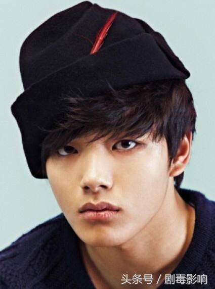 李钟硕入伍前vs退伍后,李钟硕有没有入伍