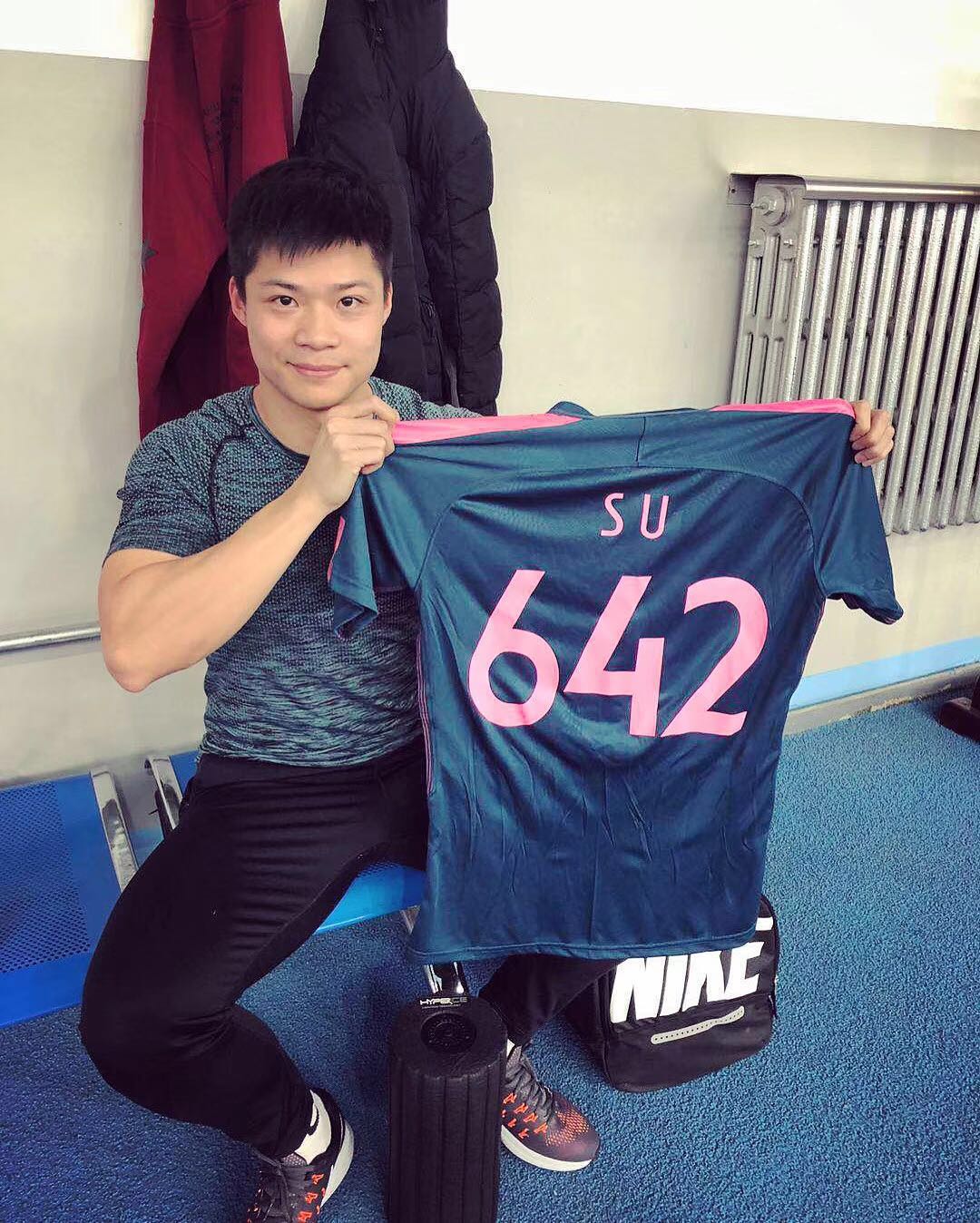 原来也有博尔特追不上的球，苏炳添表示你要加油，别被我赶上了！