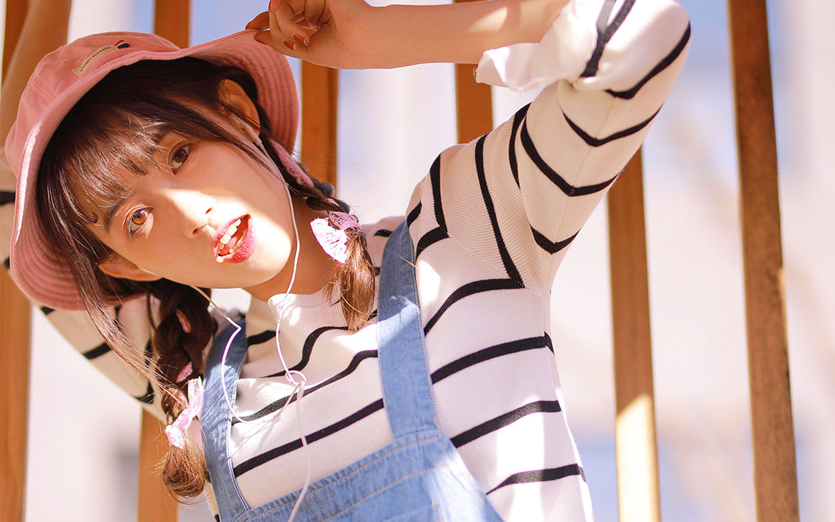 被军界、政界、商界争抢的宠儿欧远宸，如今却被一个丫头弄倒