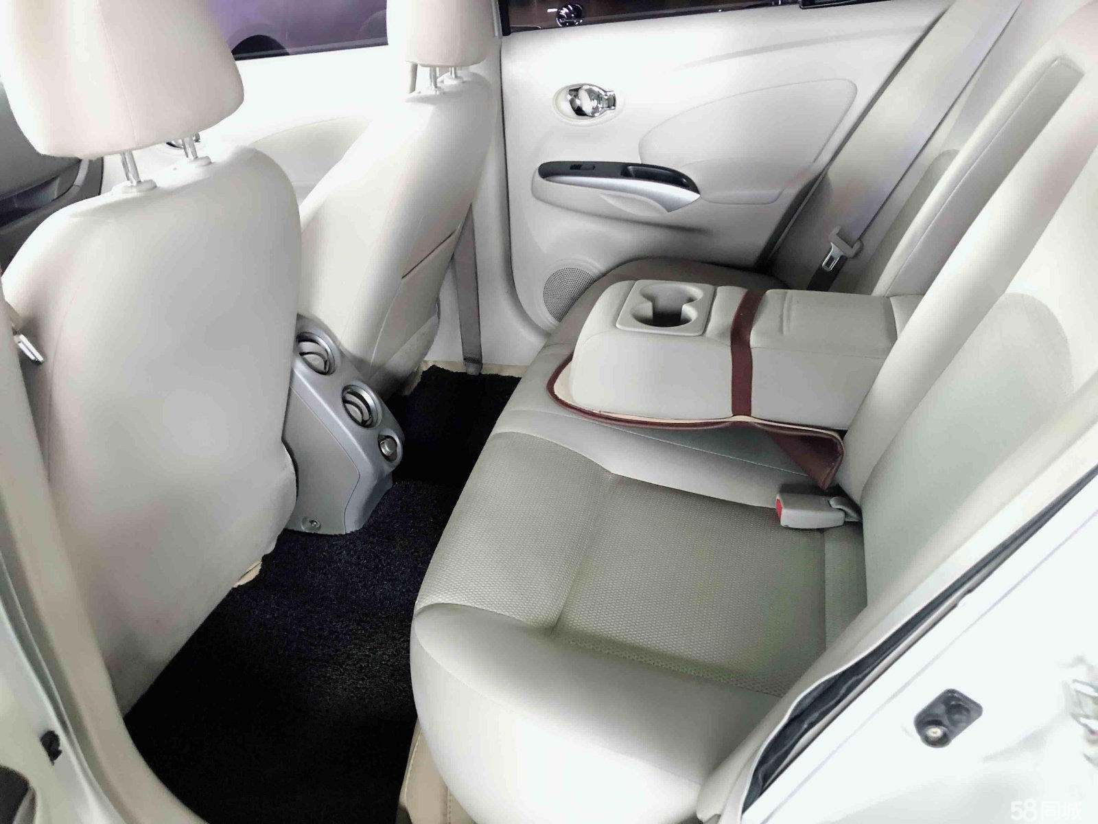 日产阳光属于省油车,经典原装进口日产阳光轿车