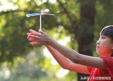 1文看懂无人机飞行原理,无人机的结构和飞行原理