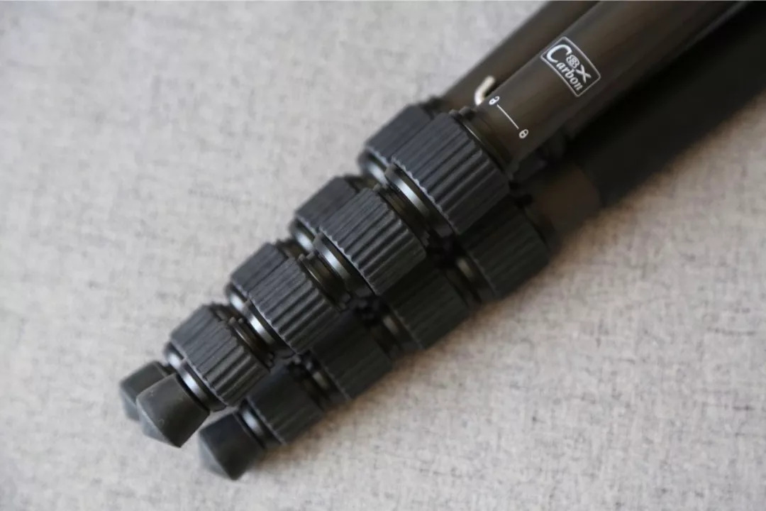 反折三脚架性价比,百诺便携三脚架推荐