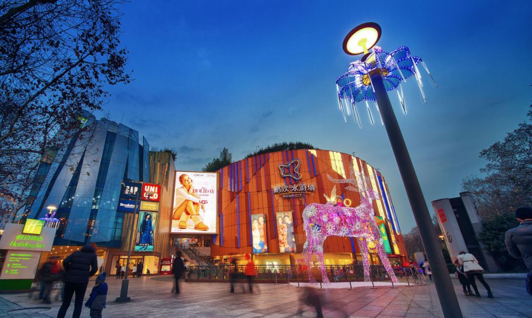 人气爆棚的新商场,人气爆表的商业项目