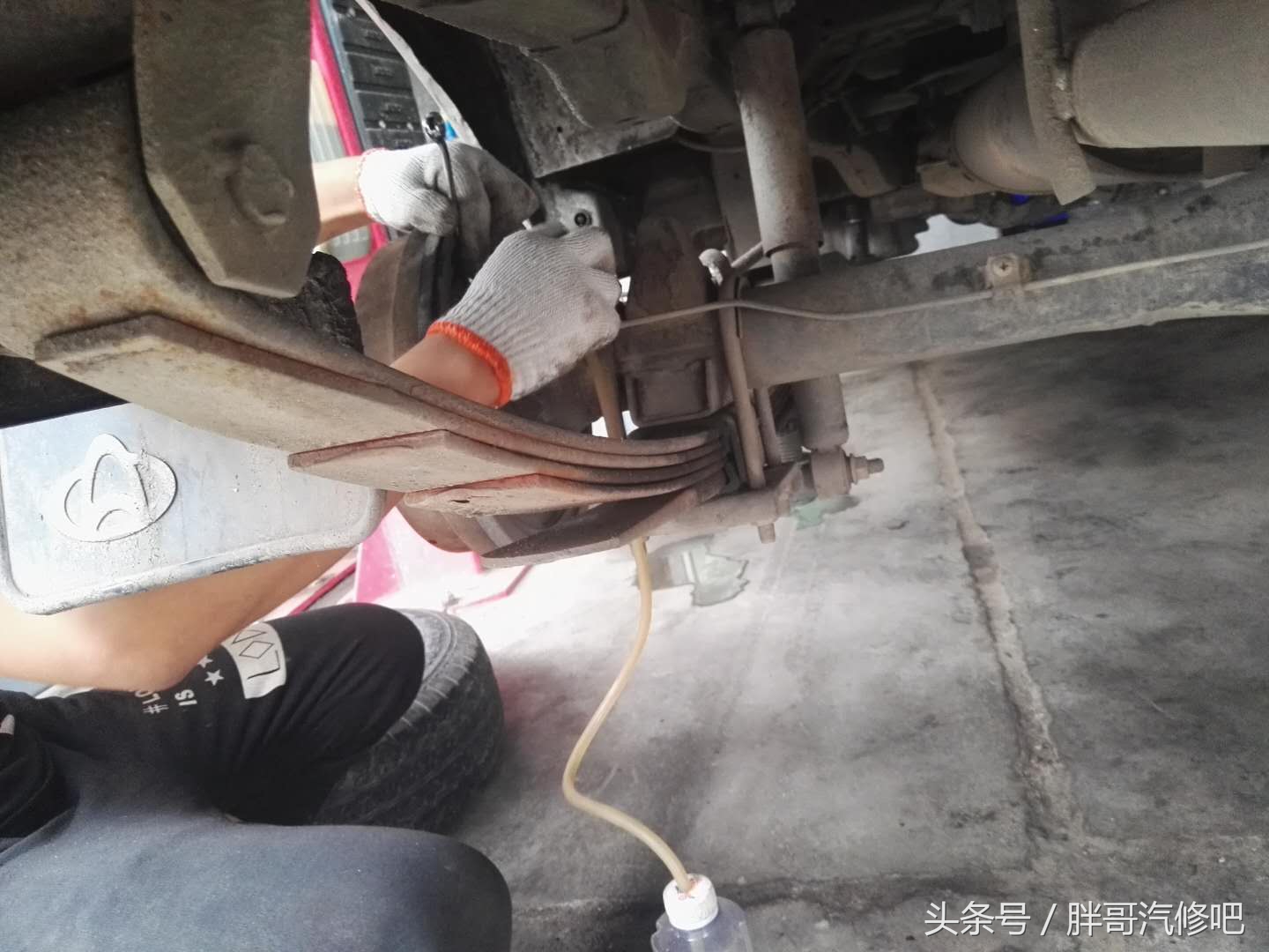 刹车踩起来太软，看胖哥怎么解决，大家可以互相学习一下