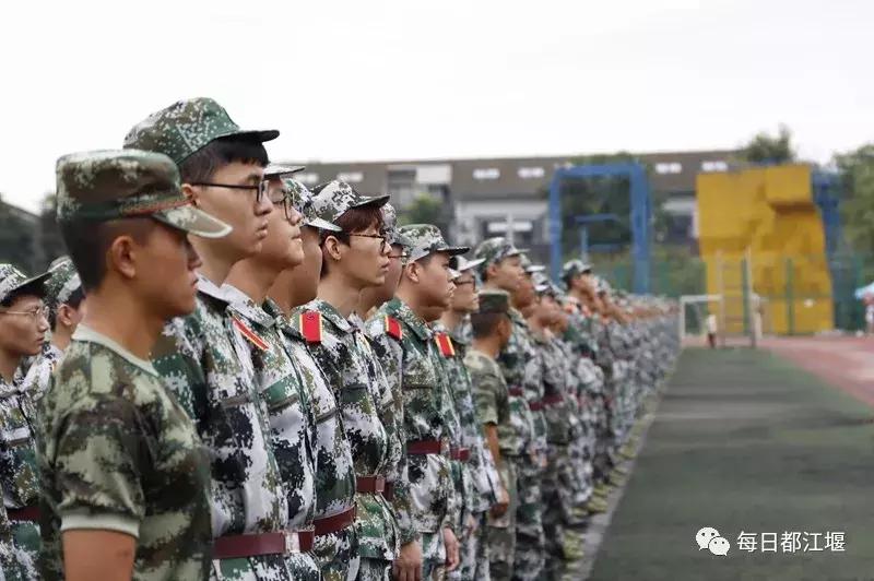 九月，我们开学啦！把天府故事读给世界听……