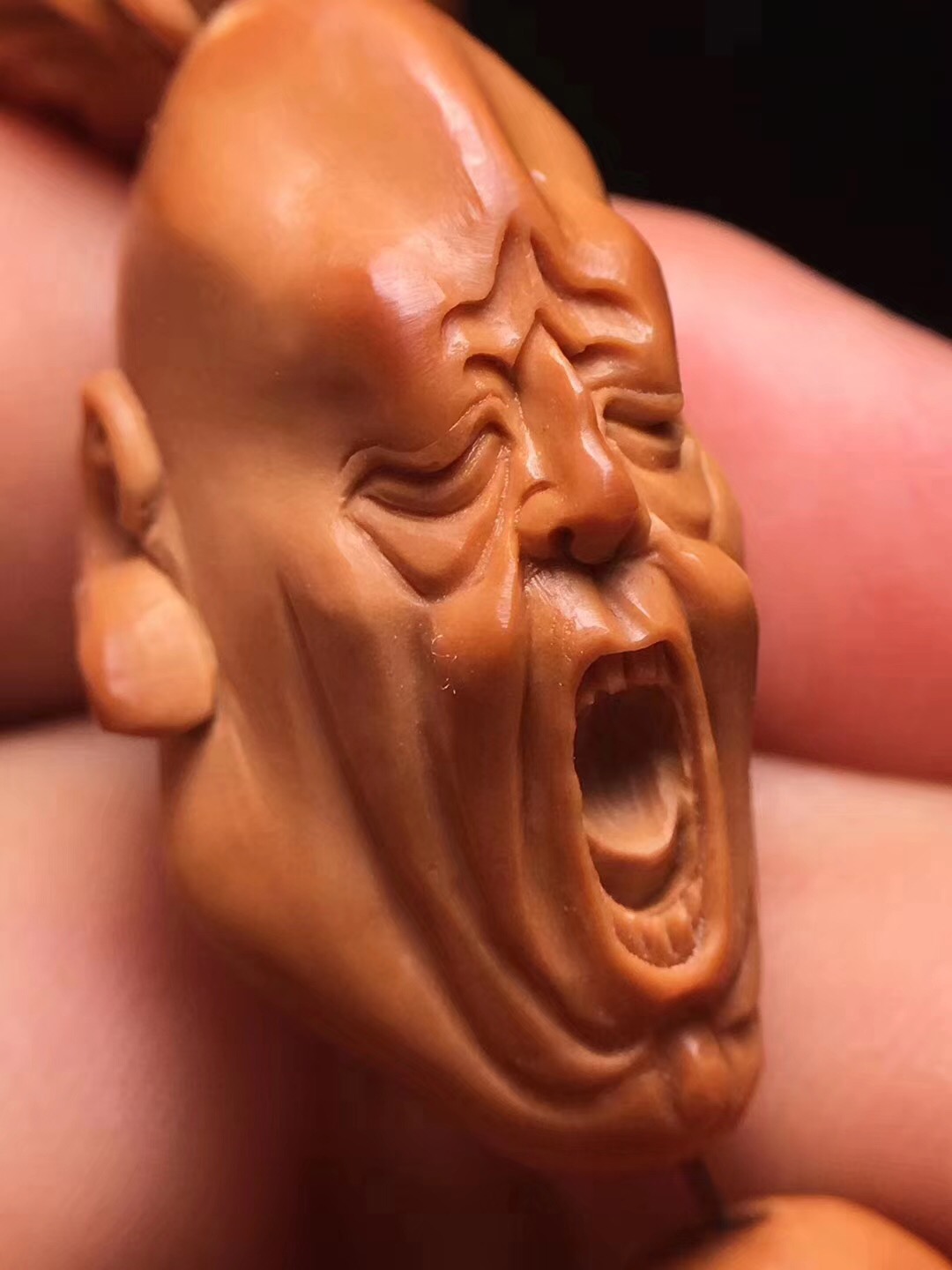 颐缘轩精品橄榄核雕,精品手工橄榄核雕