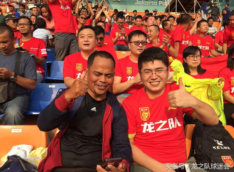 足球球员与球迷暖心故事,球迷故事大全