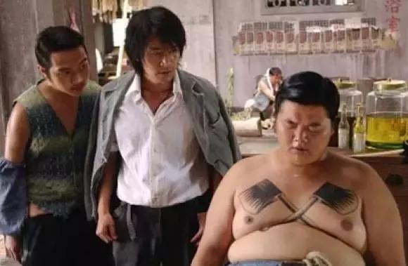 是不是有些男生会胸下垂,如何知道自己胸是否下垂男