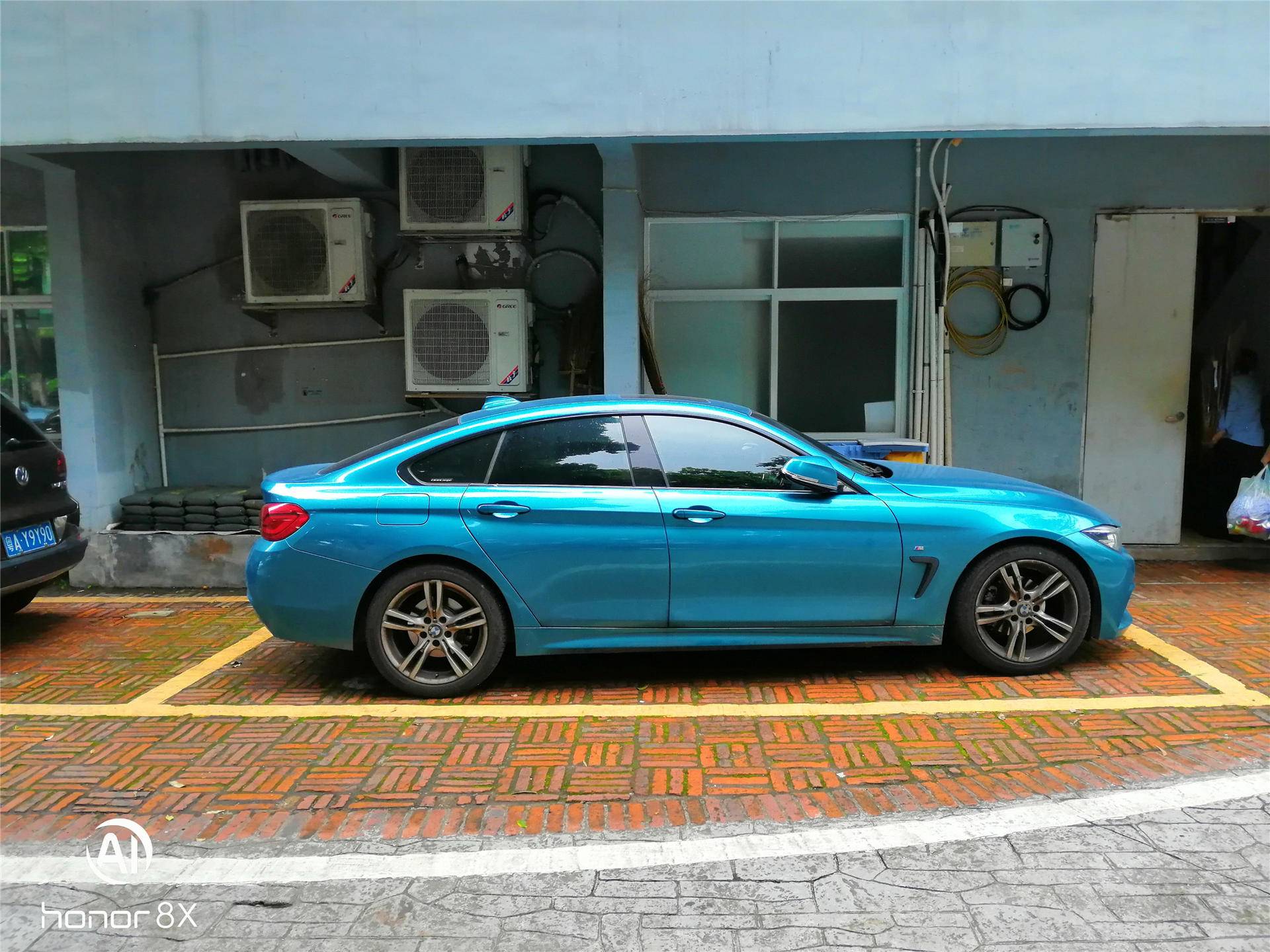 荣耀8x6g+128怎么样,荣耀8x的手机配置是多少