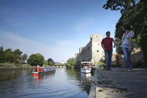 “霸座哥”引发大讨论，我们的旅客信用机制到底差在哪？
