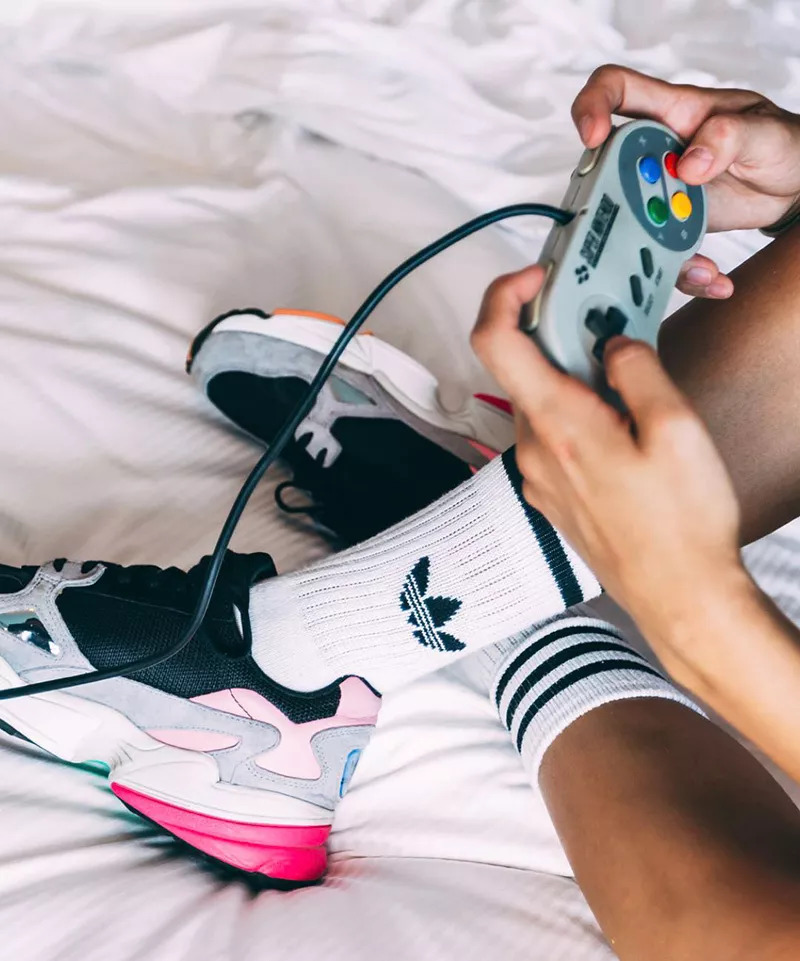 老爹鞋今年新款,老爹鞋已经过时了吗